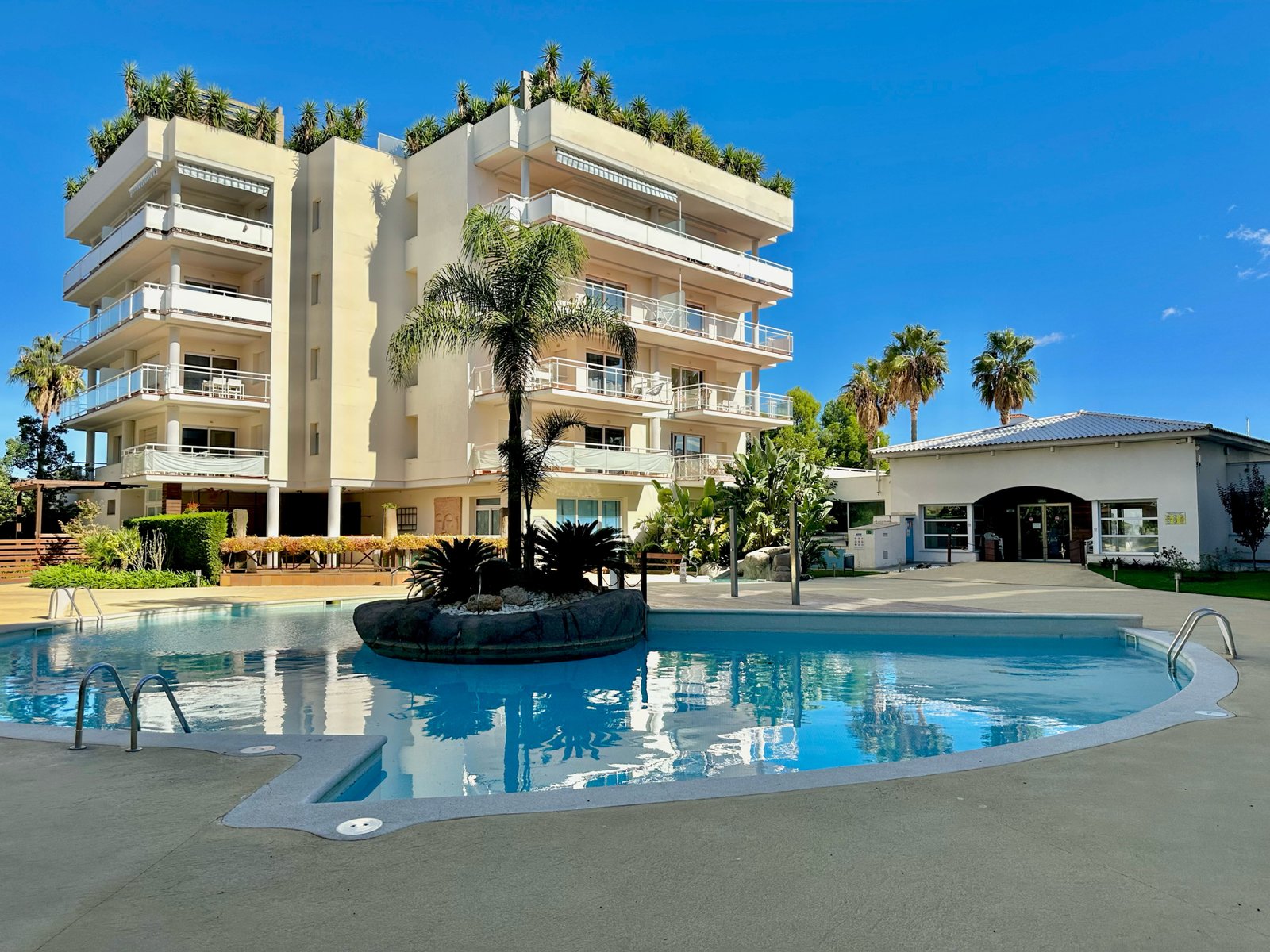 Apartamento con vistas al canal y al Cap de Creus en Port Canigó, Roses